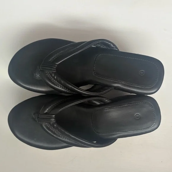 Chunky Platform Wedge Slip On Thong Sandals Black Quilted Women’s 8 - Picture 10 of 13
